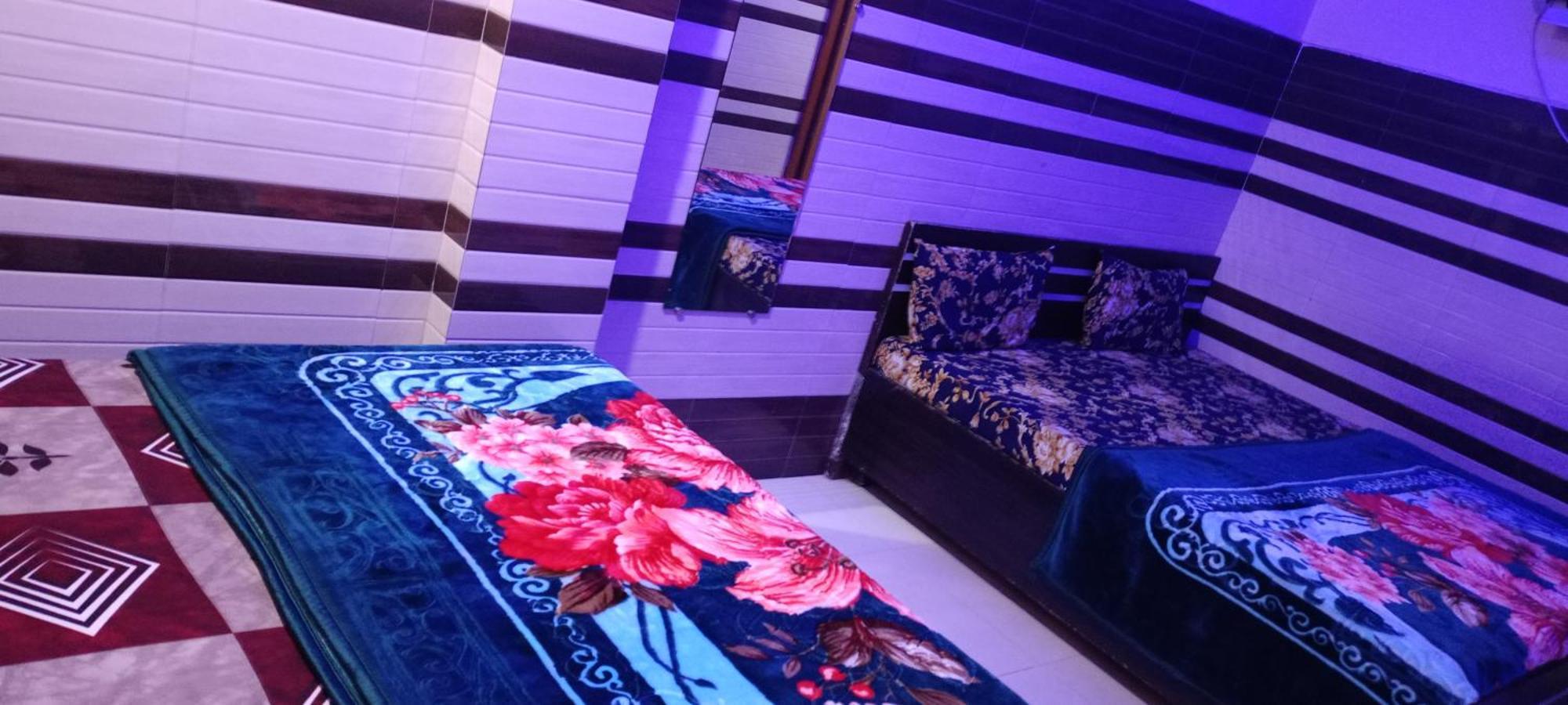 Guest house N Gaytri Place Near By Prem Mandir Vrindavan